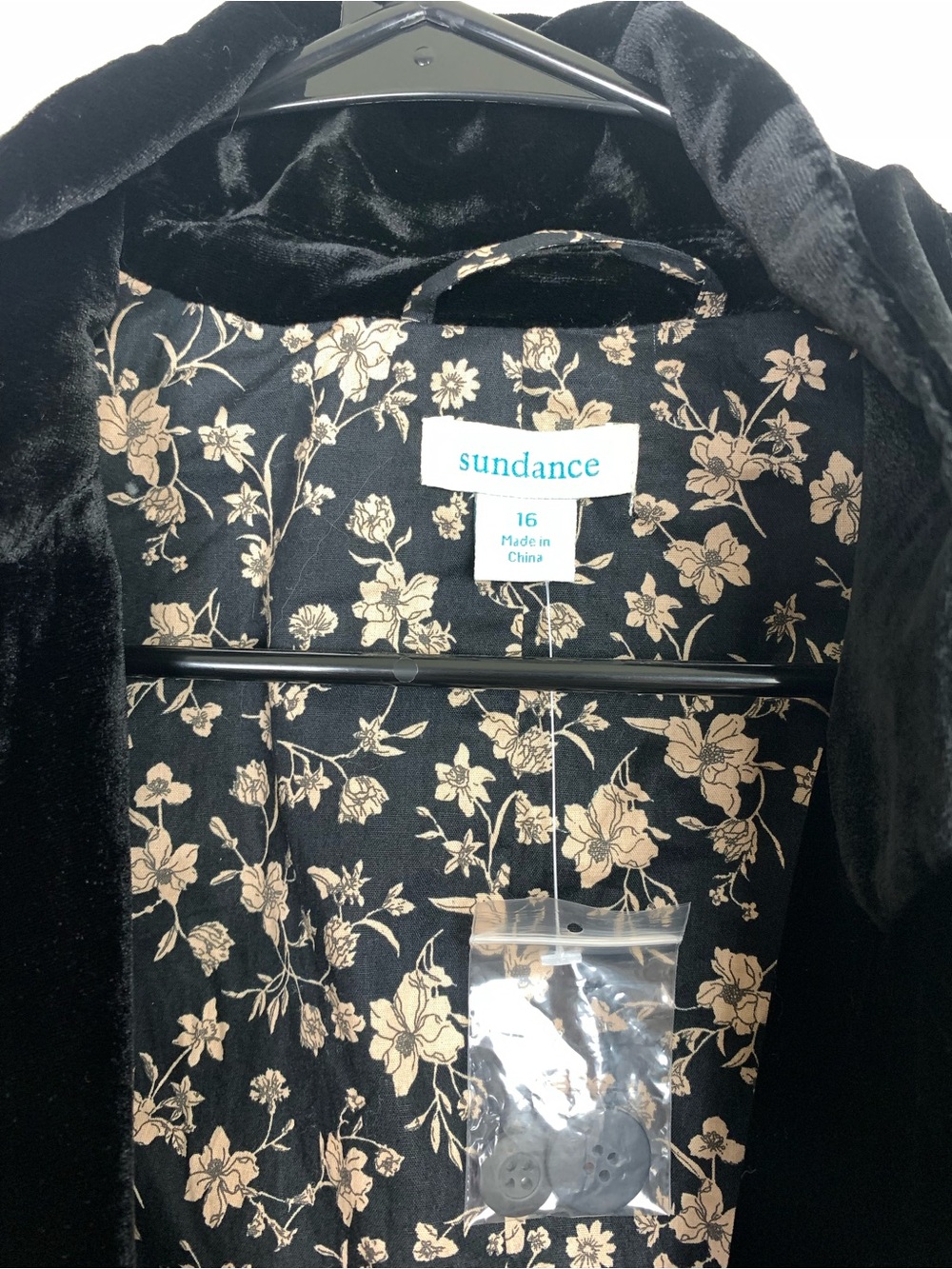 Sundance monte Rosa velvet black blazer size 16 - Picture 3 of 9